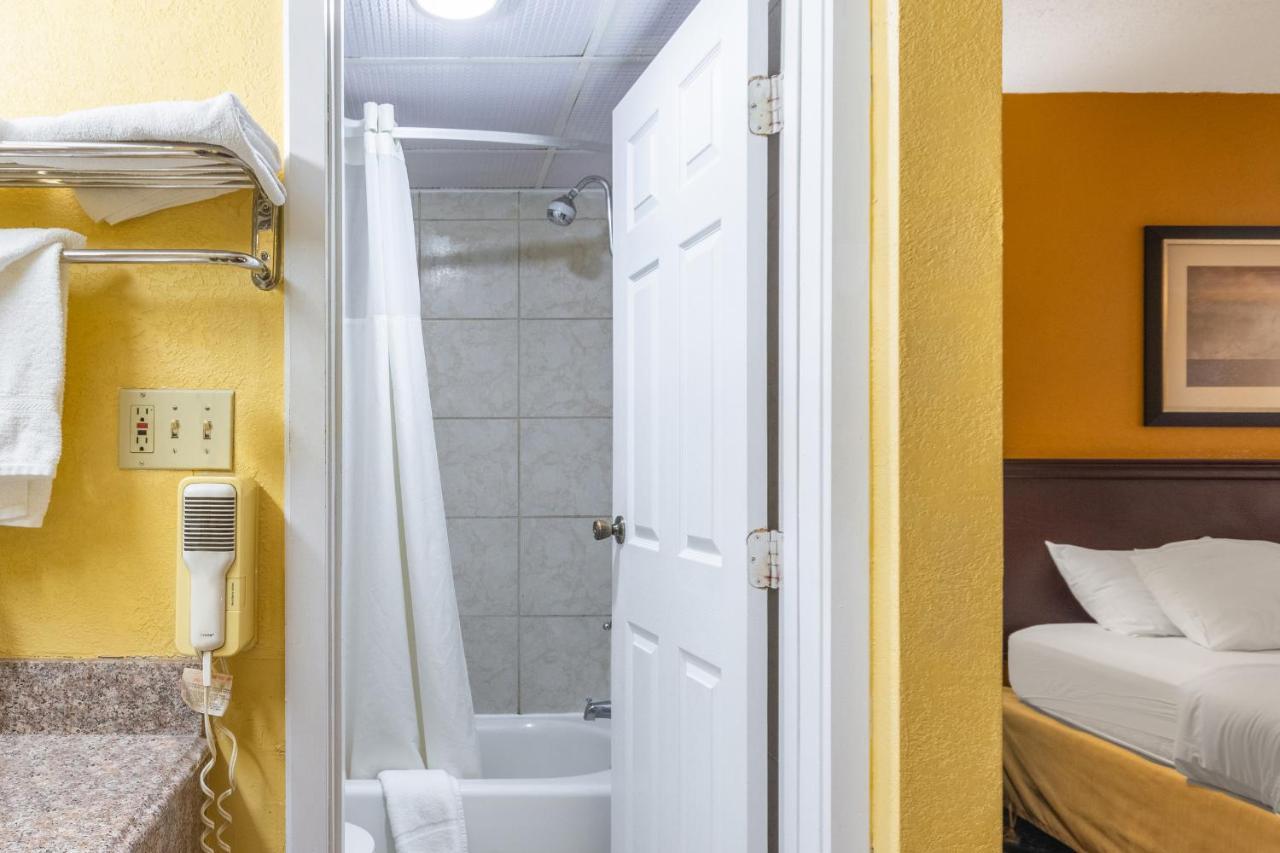 Americas Best Value Inn Of Елк Сити Екстериор снимка